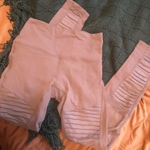 All Yoga Moto Leggings in gravel